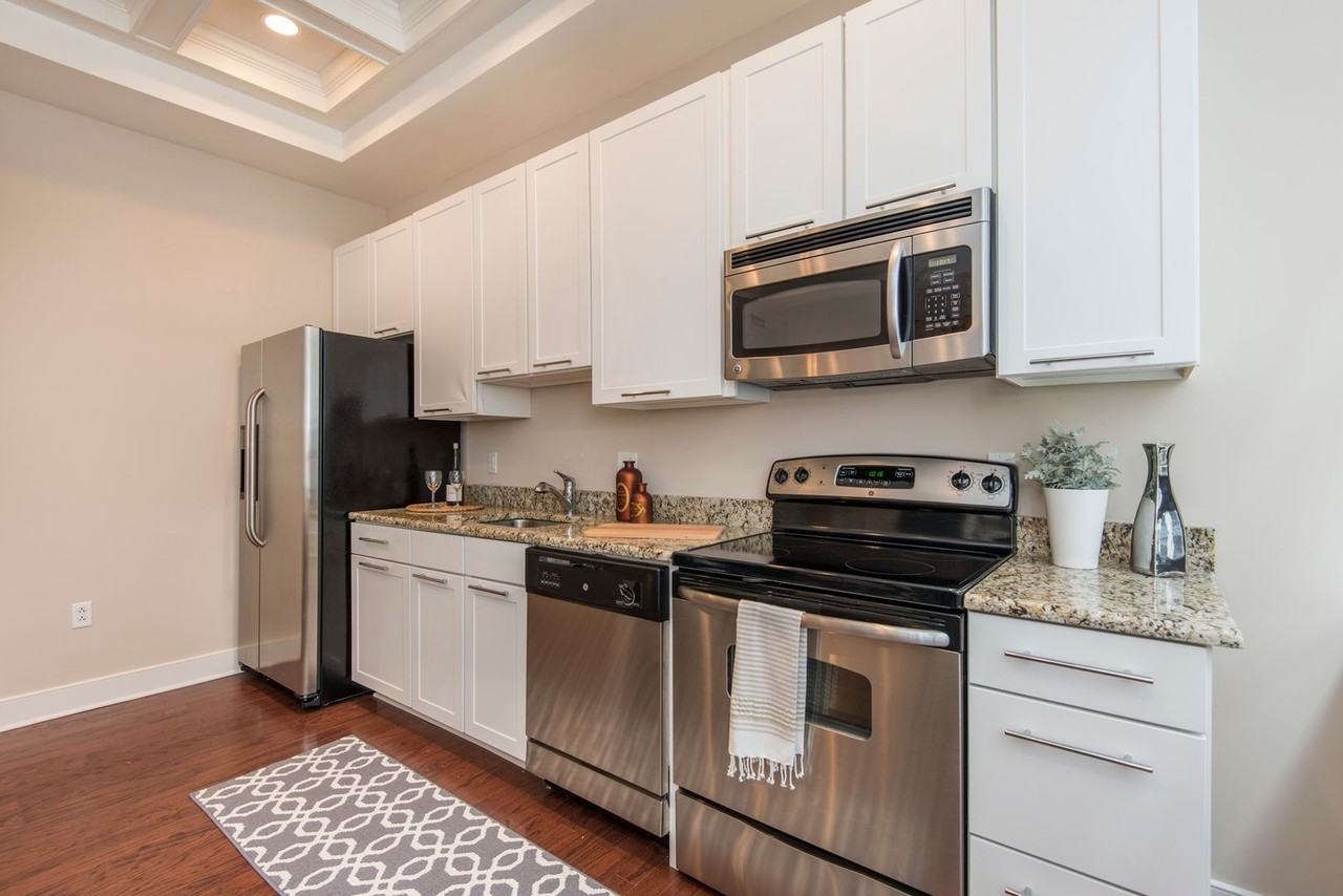 1501 Locust Street [Residential] - Photo 6 of 36