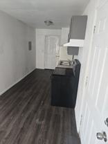 1209 N 10th St #4 - Photo 1 of 1