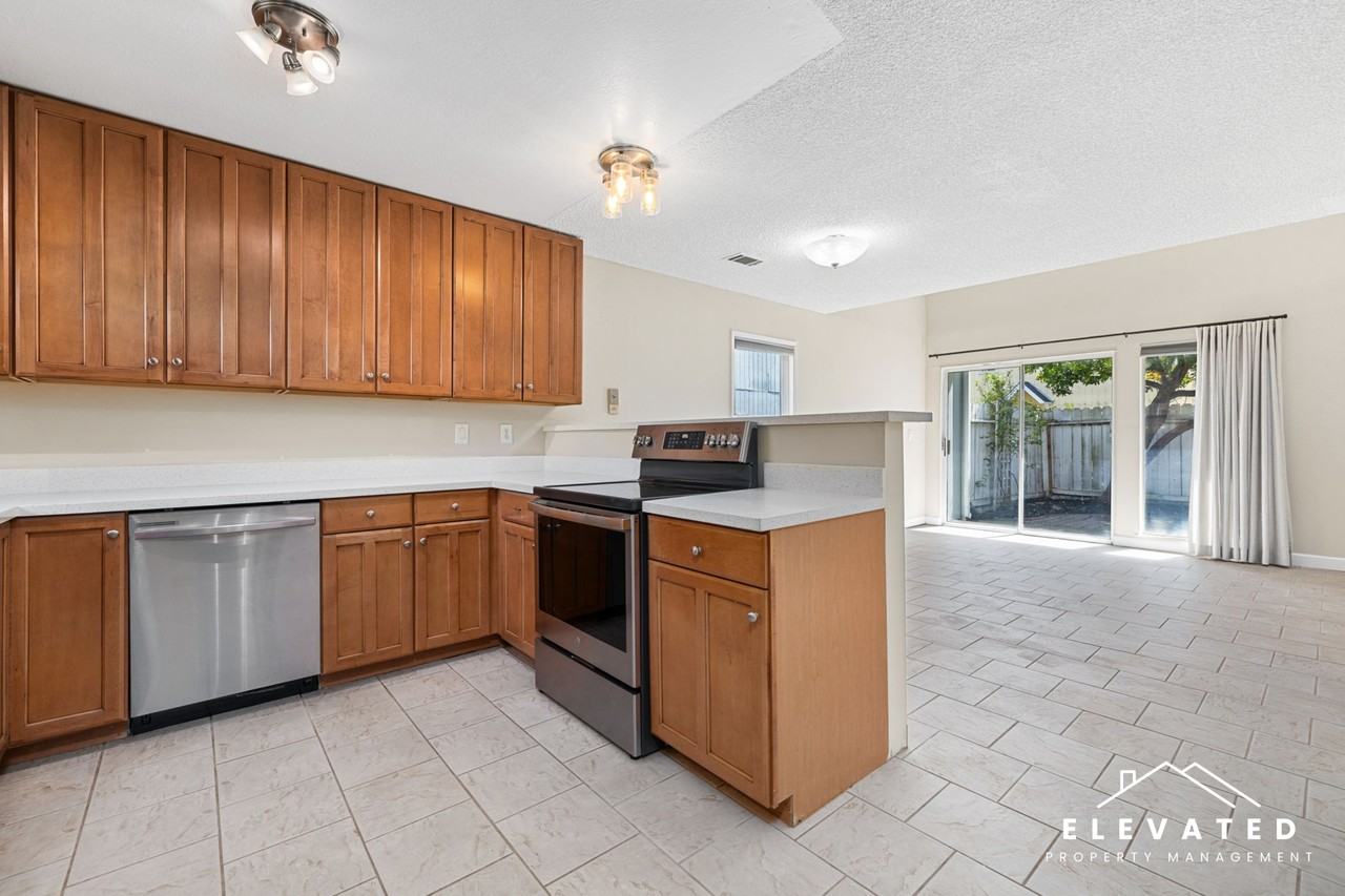 8244 Windmill Farms Dr #1 - Photo 4 of 26