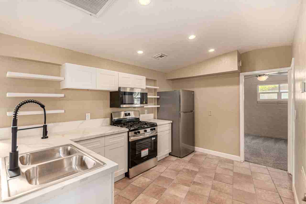 350 E Kelso St #1 - Photo 2 of 21