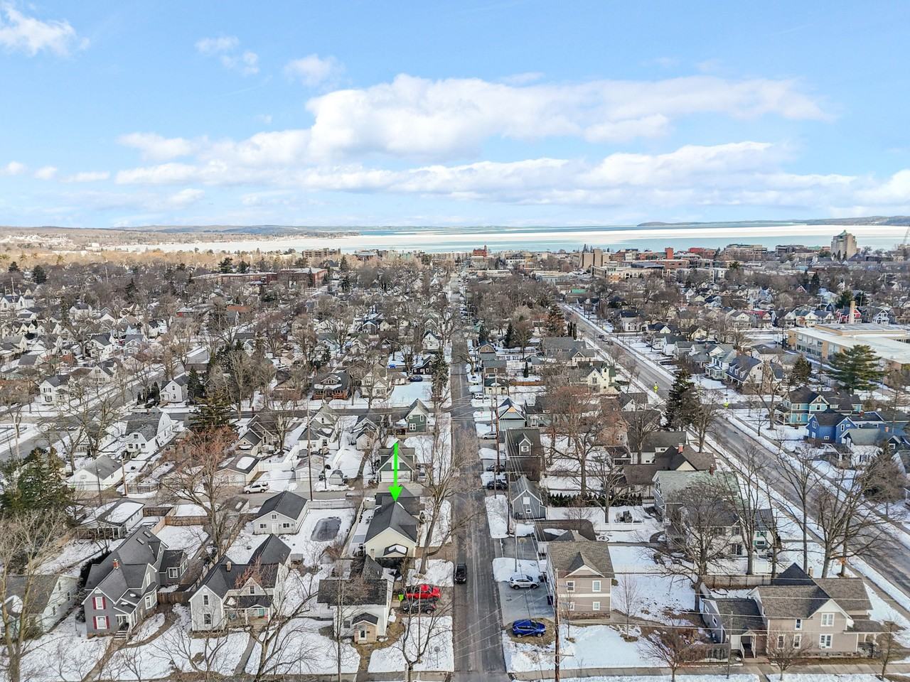 814 Locust St #1 - Photo 5 of 41