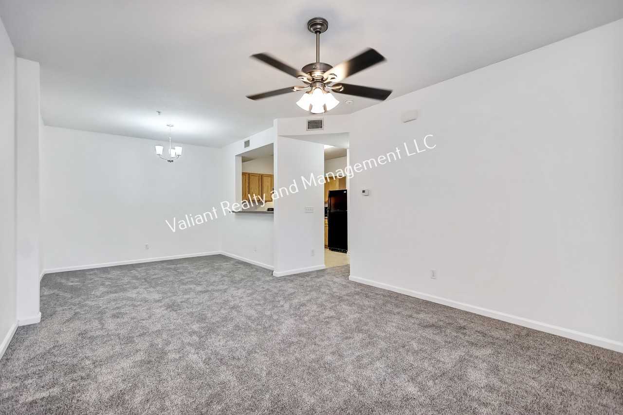 575 Oakleaf Plantation Parkway - 1Unit 1303 #1 - Photo 6 of 26