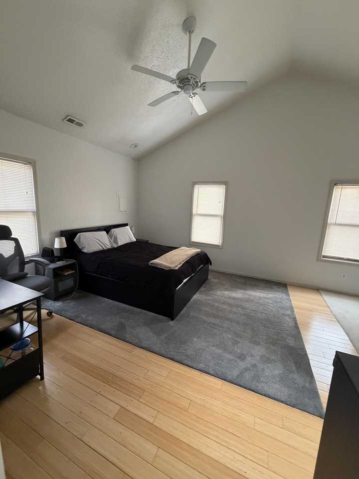 2444 Tremont Ave #2UF - Photo 3 of 7