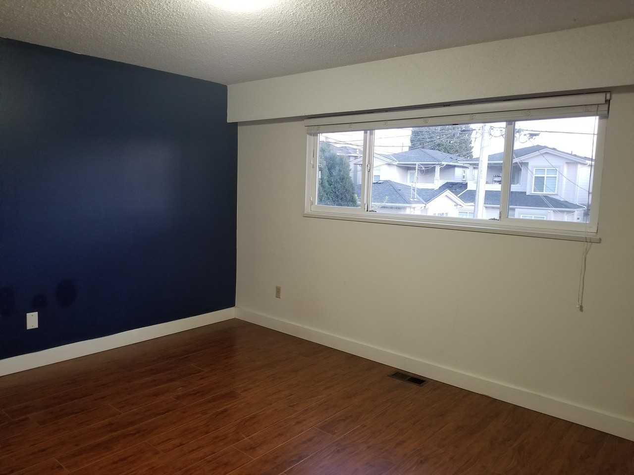 4356 Vipond Place - Photo 5 of 11