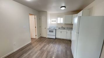 featured image of 329 S Grape St