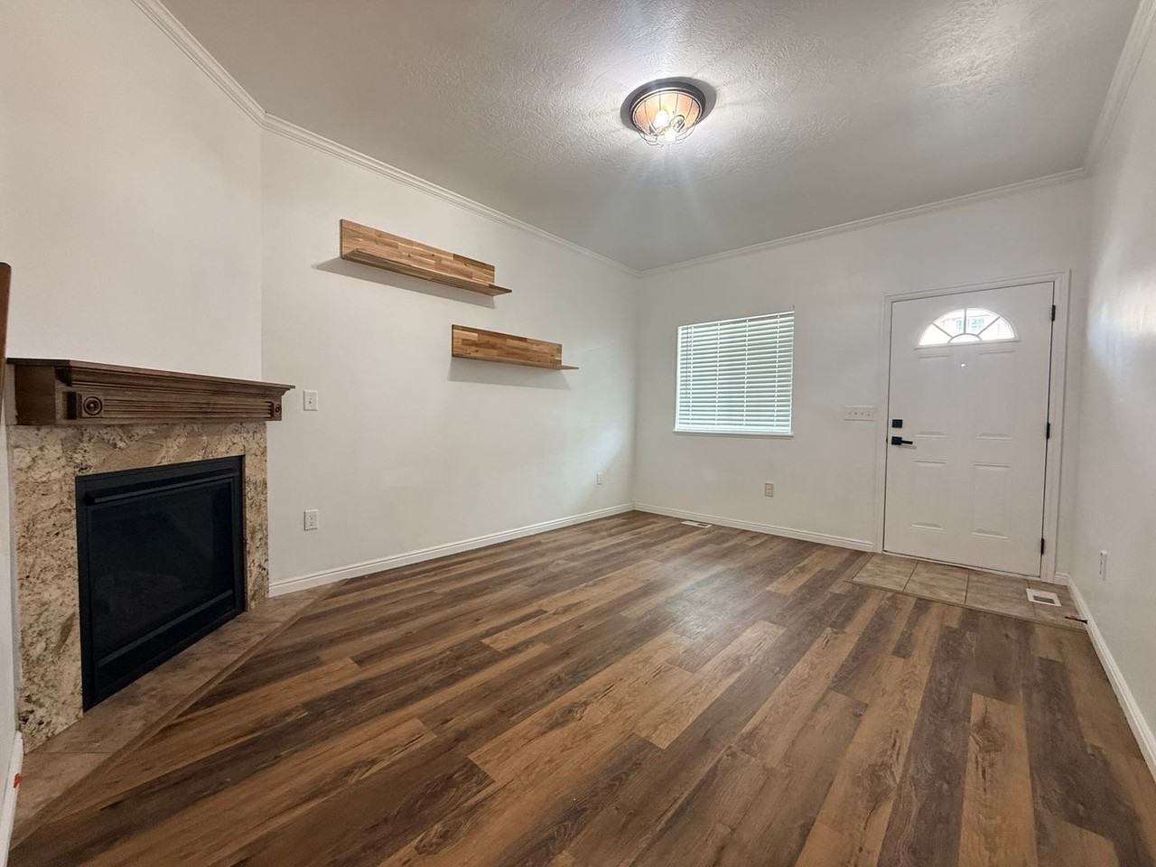 13571 S Florenza Way - Photo 4 of 28