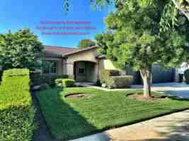 featured image of 6245 W Whitley Ave