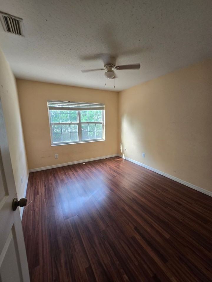 6108 Tuscony Cir - Photo 7 of 12