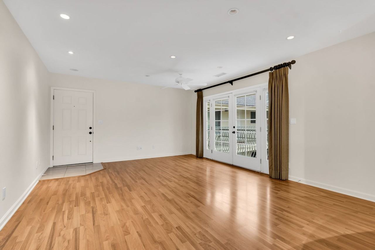 4090 Falcon St - Photo 3 of 13