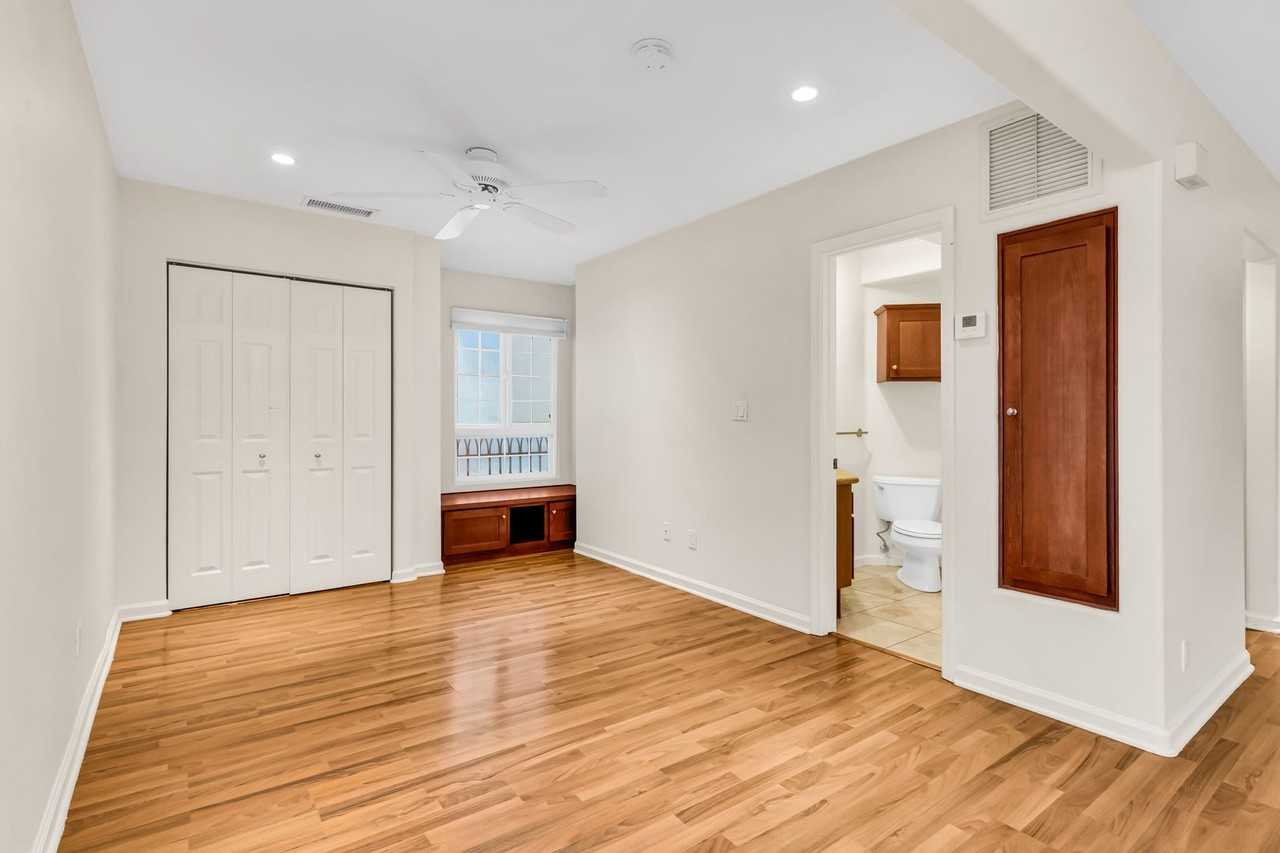 4090 Falcon St - Photo 4 of 13