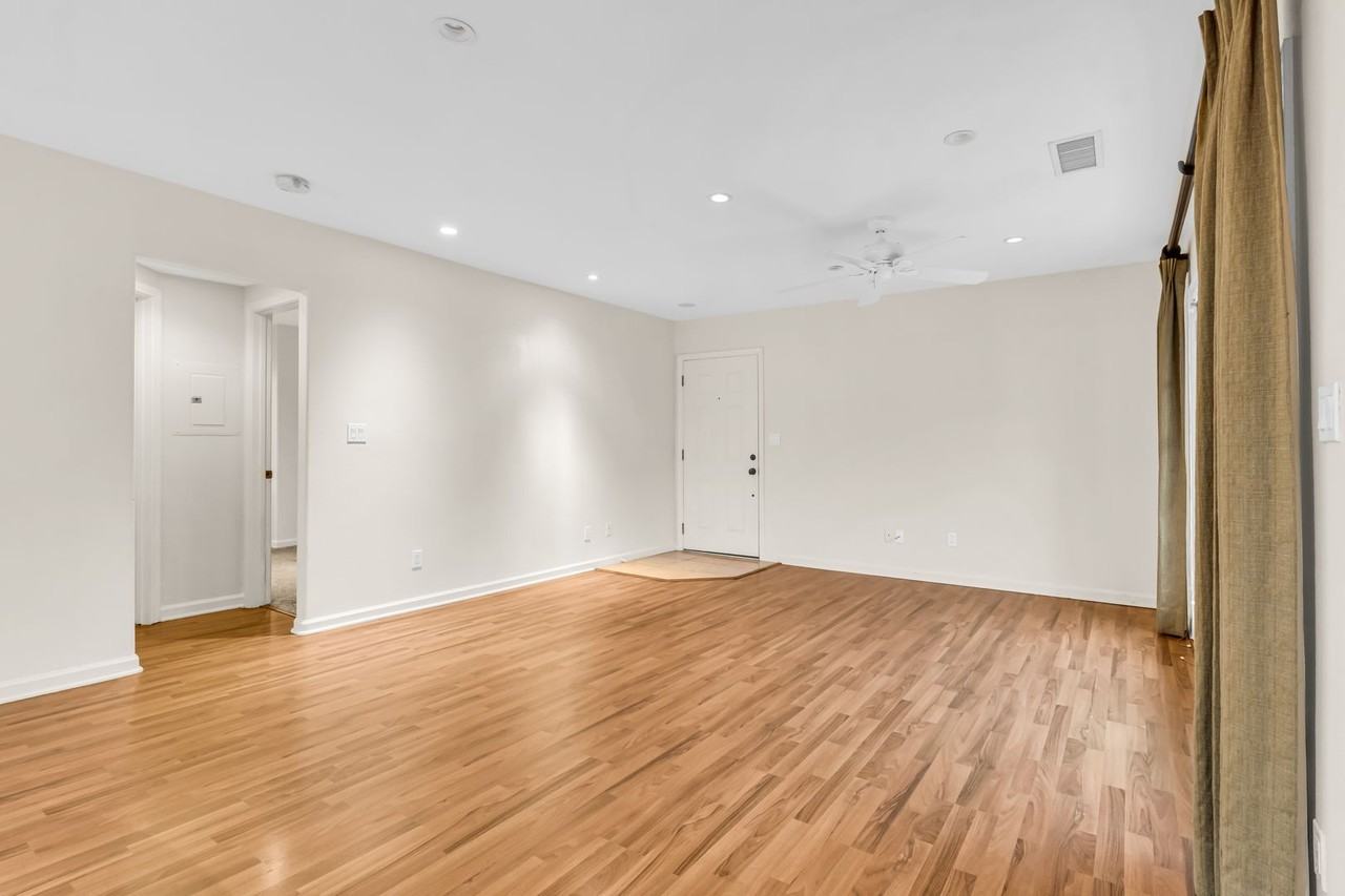 4090 Falcon St - Photo 6 of 13