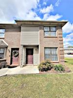 featured image of 2402 2402 - 2422 Gaslight Pl SW