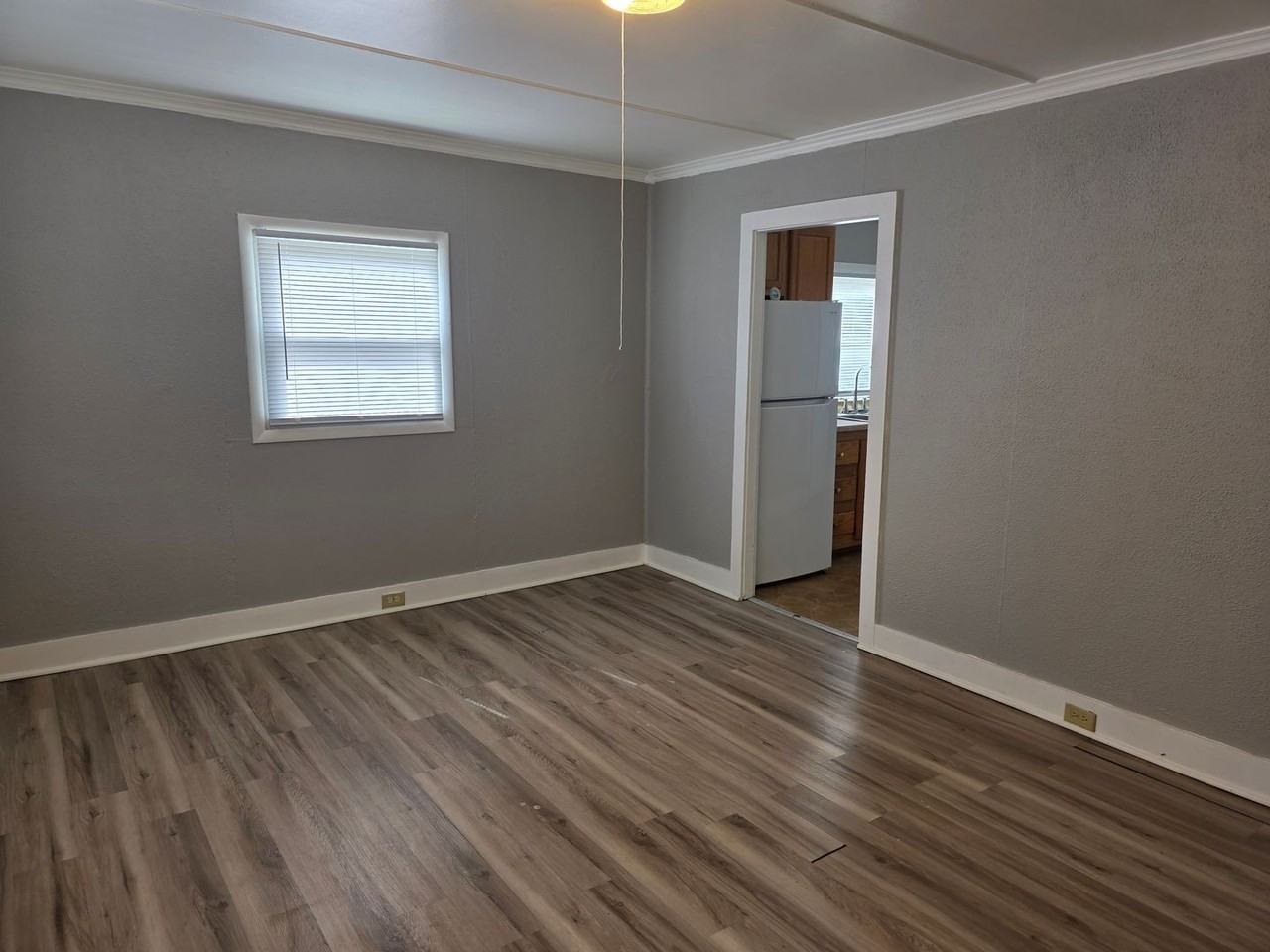 717 Huey St - Photo 6 of 10