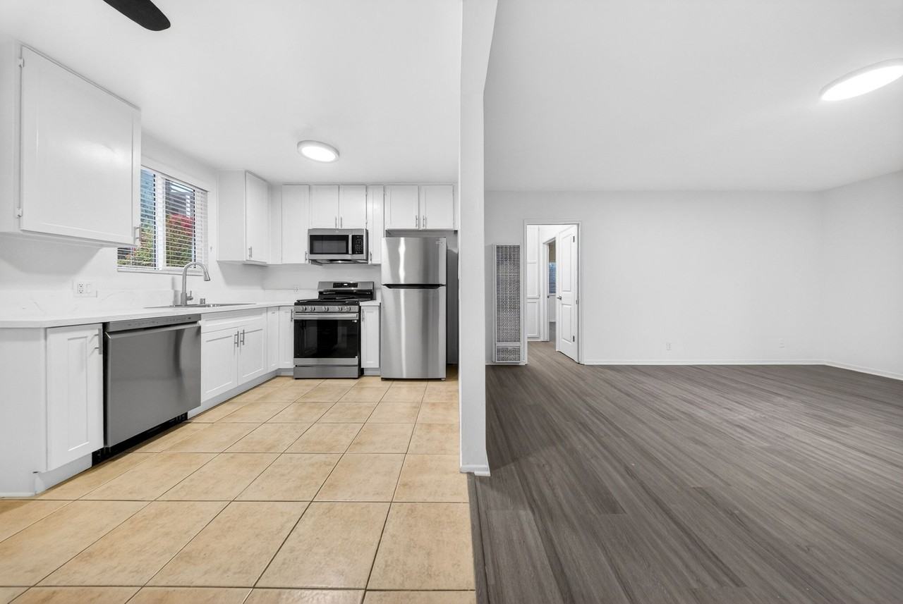 3042 Livonia Ave - Photo 5 of 14