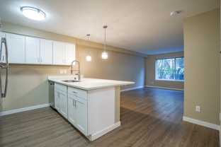 1800 Eastlake Apts (Scenic) - Photo 1 of 1