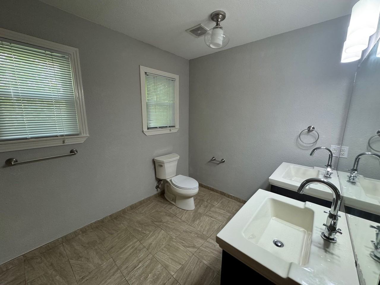 2225 N 51st St - Photo 6 of 14