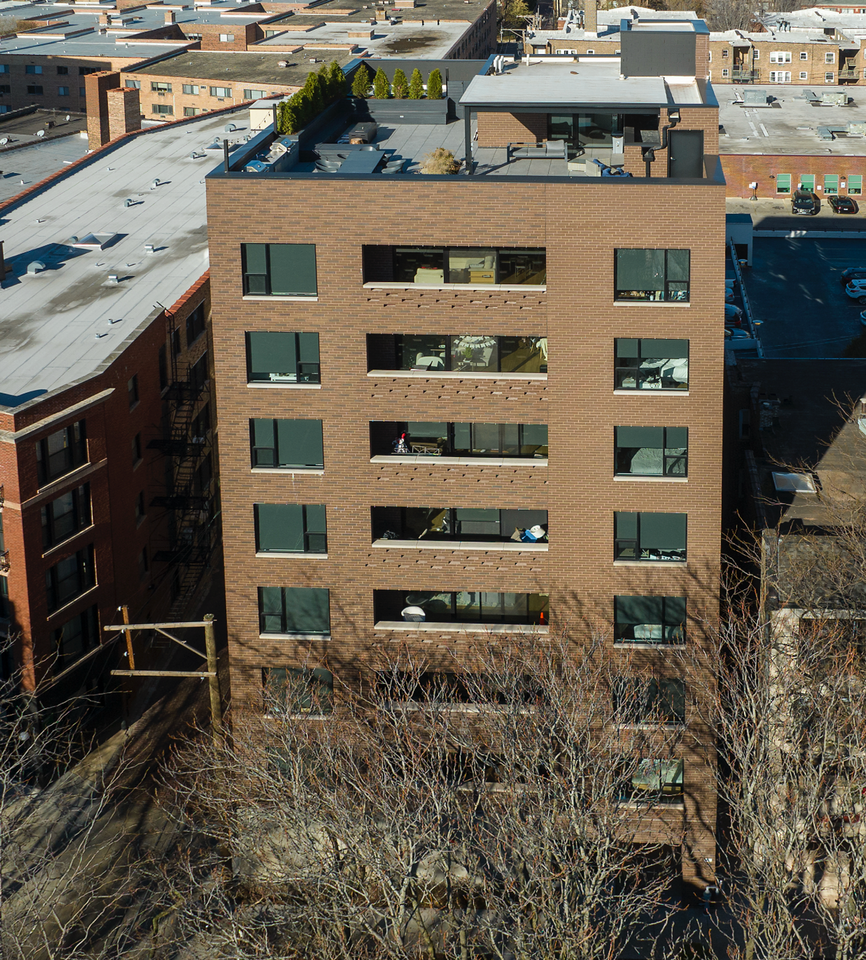 516 Arlington Place - Photo 2 of 12