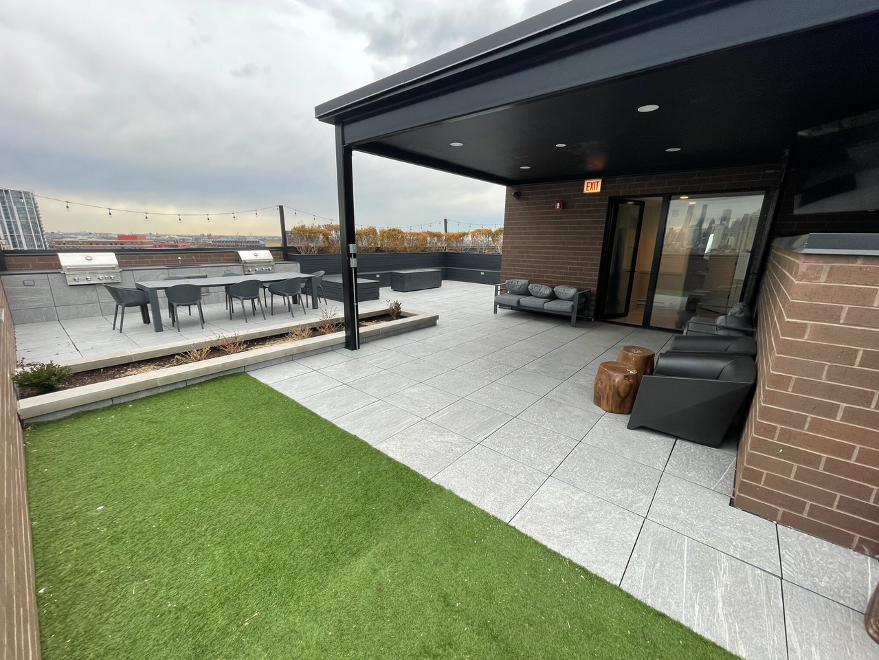 516 Arlington Place - Photo 5 of 12