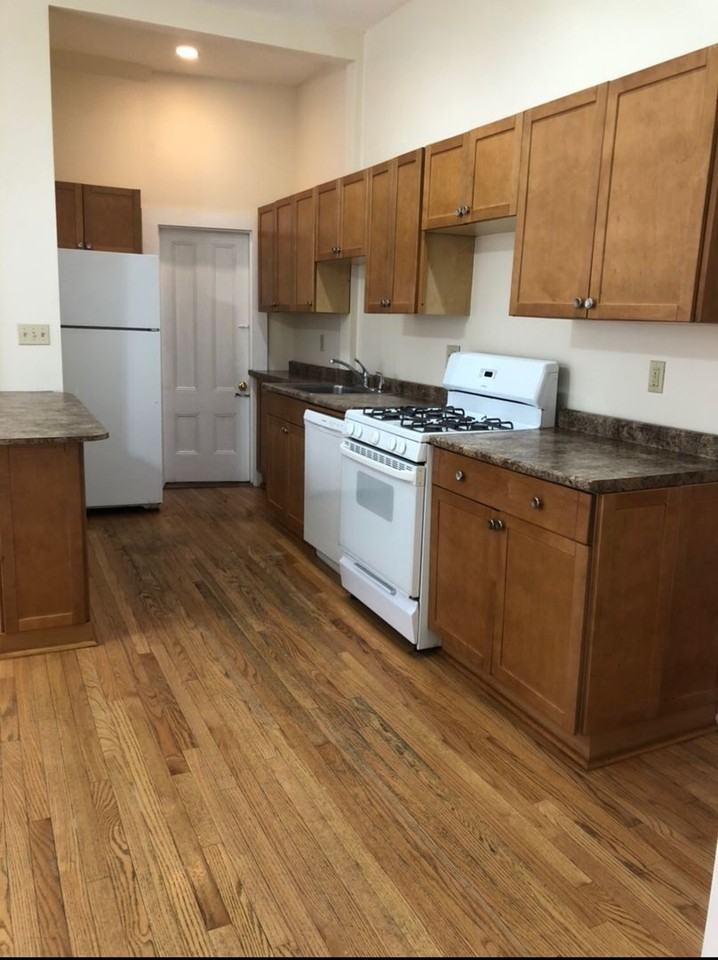 45 Laurel Street - Photo 4 of 25