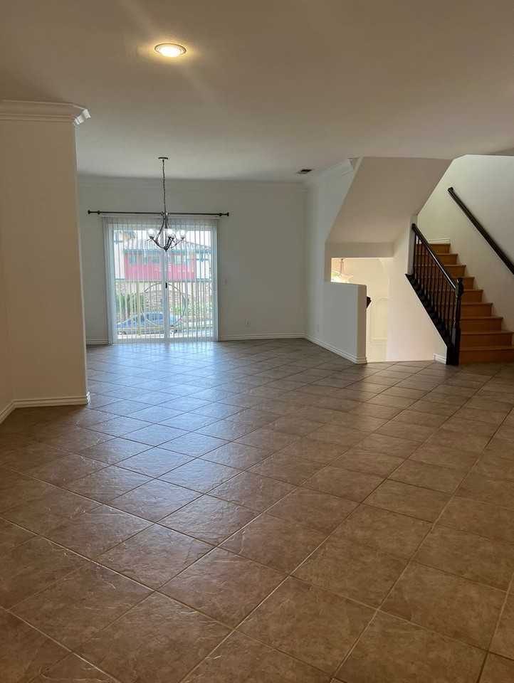 2669 Skyline Dr - Photo 3 of 17