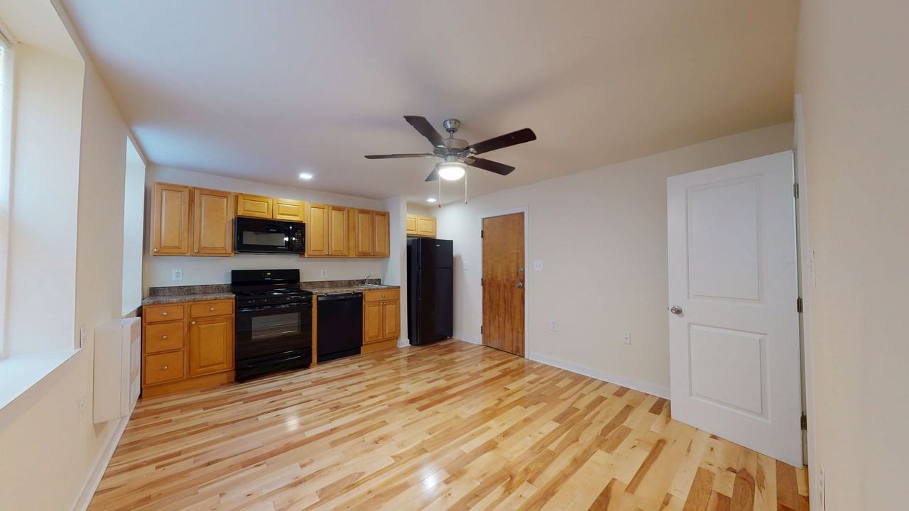 Sherwood Court Apartments - Photo 2 of 14