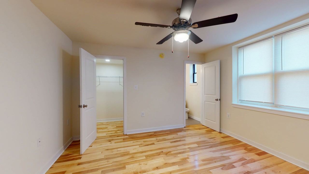 Sherwood Court Apartments - Photo 3 of 14