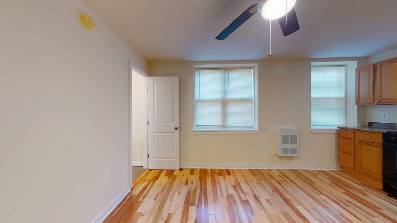 Sherwood Court Apartments - Photo 4 of 14