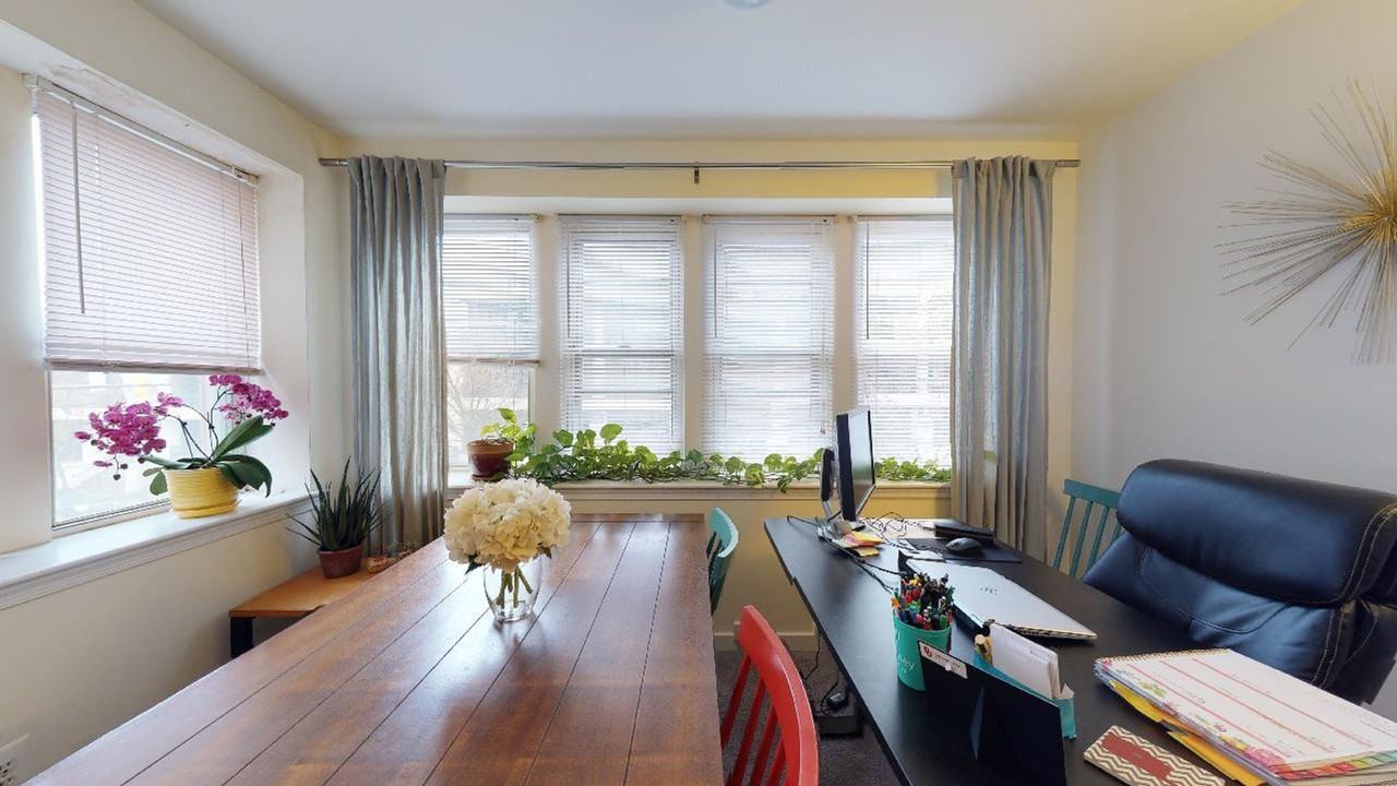 Walnut Court Apartments - Photo 4 of 44