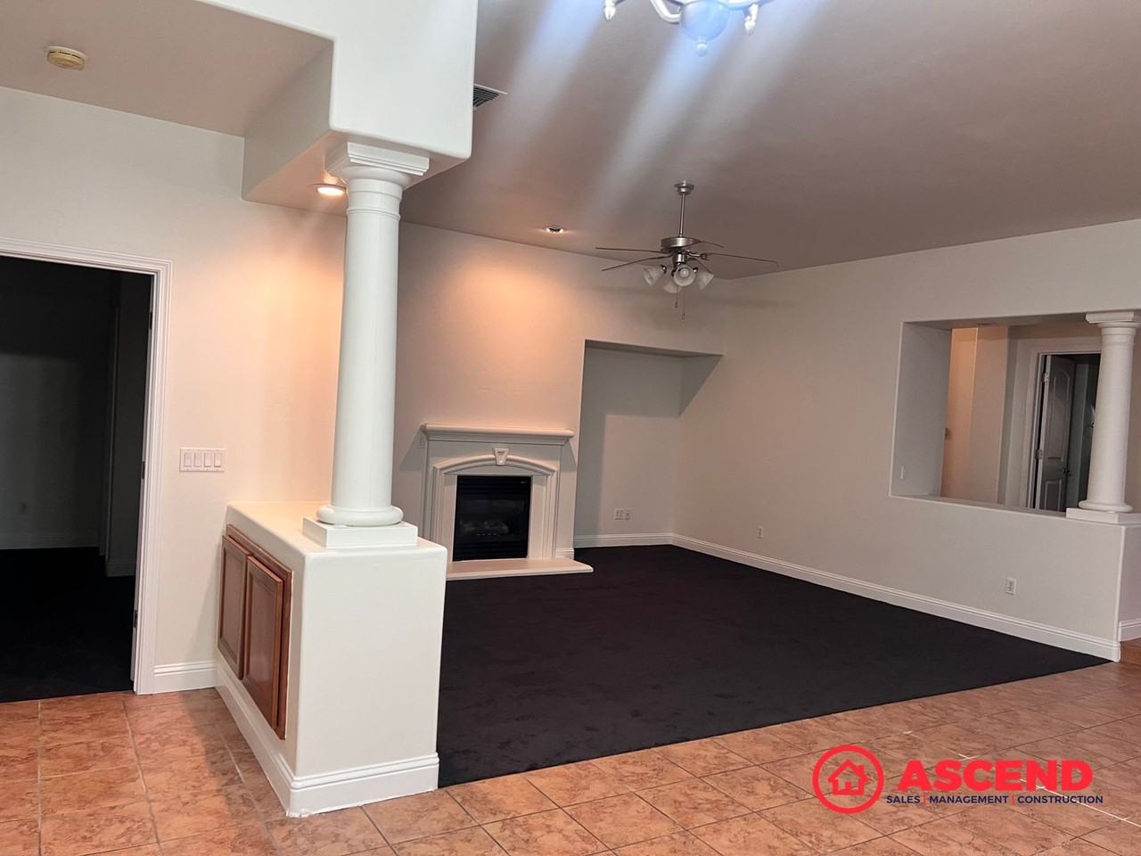 2922 Paradise Point Pl - Photo 3 of 9