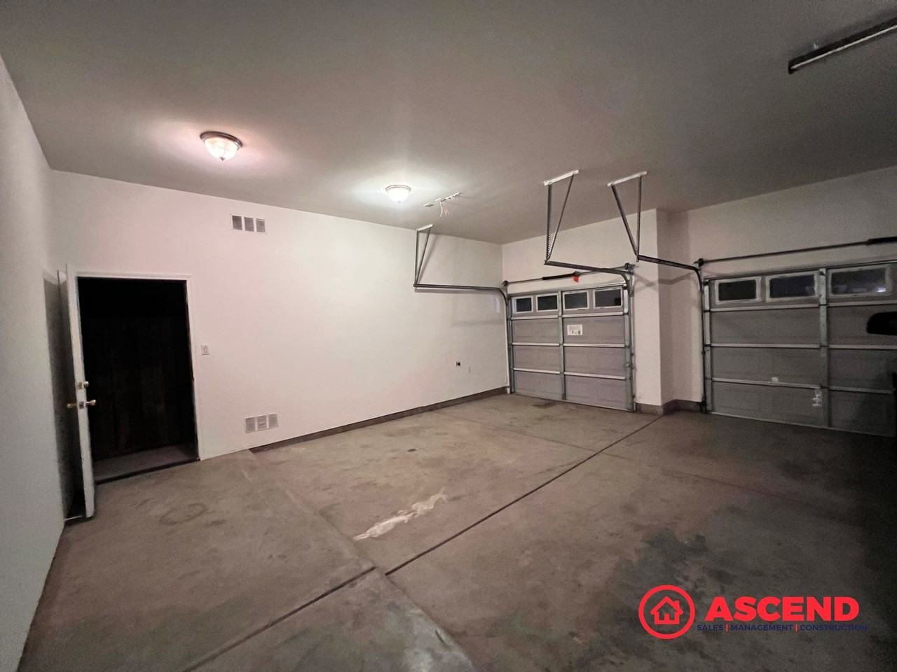 2922 Paradise Point Pl - Photo 7 of 9
