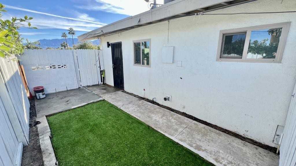 740 E Chuckwalla Rd - Photo 3 of 21