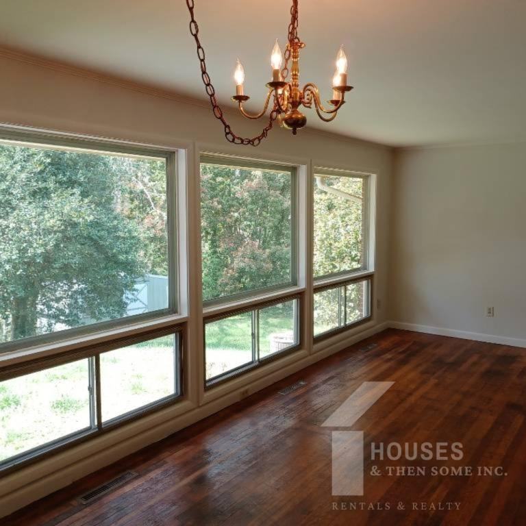 136 Forest Hills Dr - Photo 4 of 22