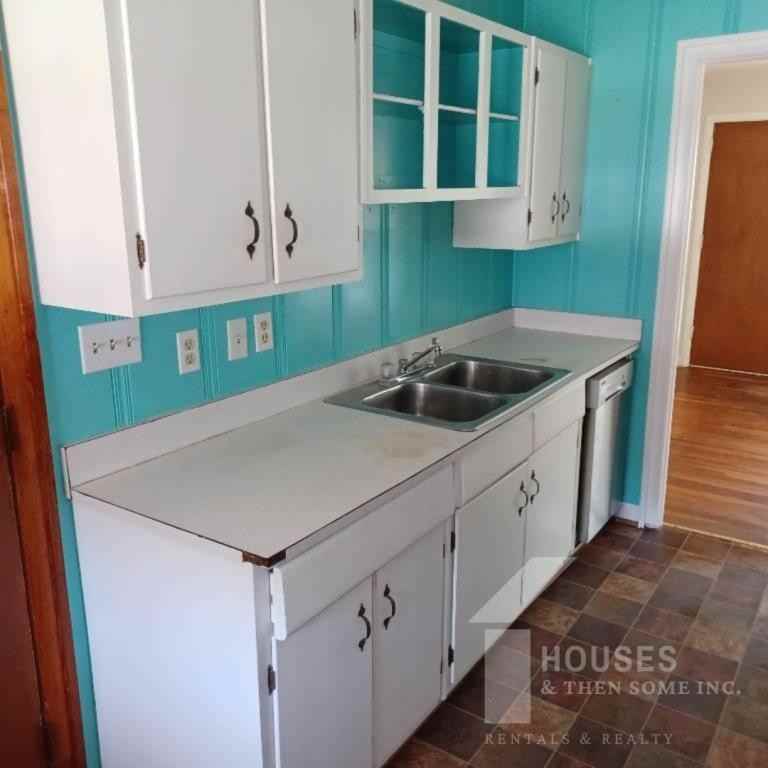 136 Forest Hills Dr - Photo 5 of 22