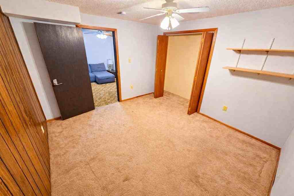 701 43rd Ave - Photo 2 of 9