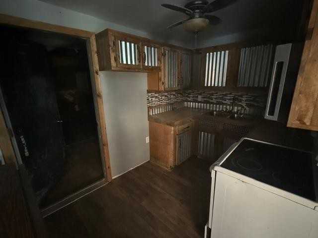 419 Byng St - Photo 3 of 13