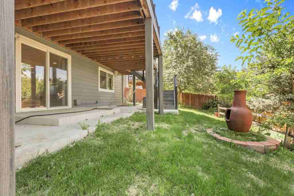 11565 Crow Hill Dr - Photo 3 of 19