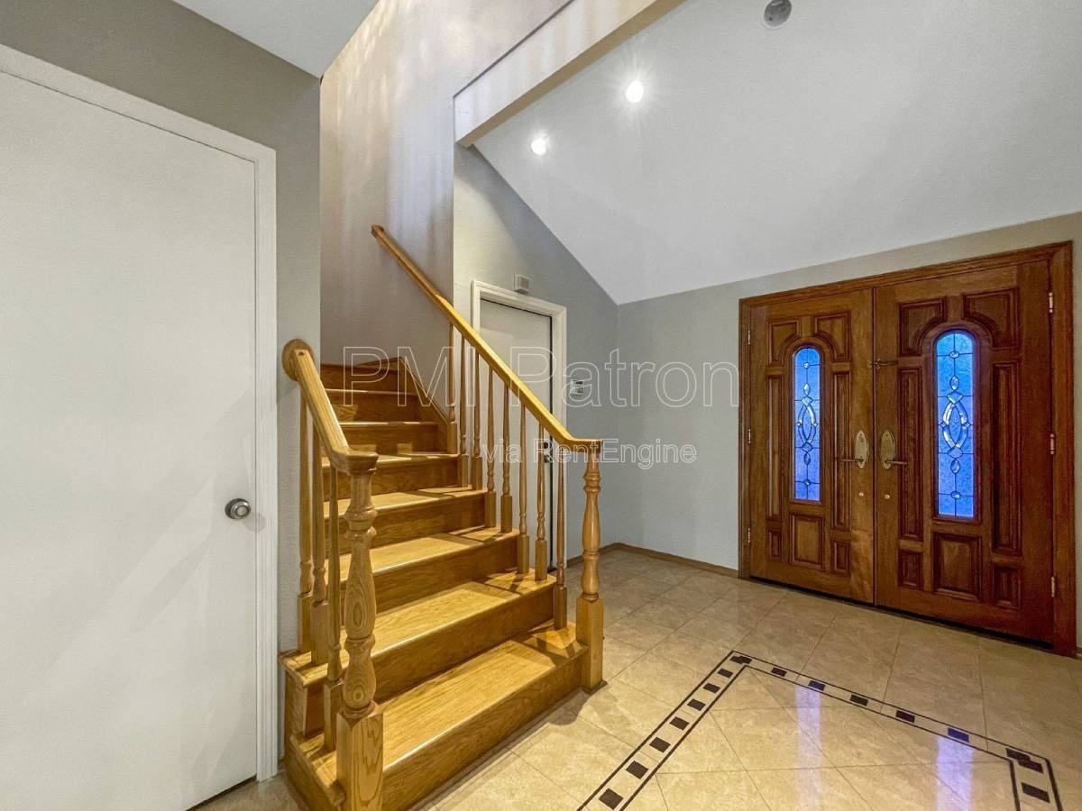 9564 Peartree Ln - Photo 3 of 10