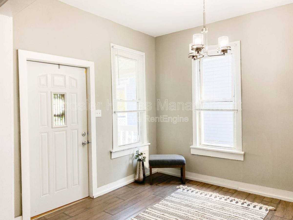 1551 English Ave - Photo 4 of 10