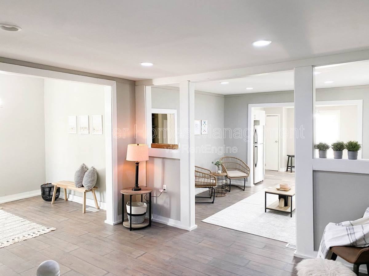 1551 English Ave - Photo 6 of 10