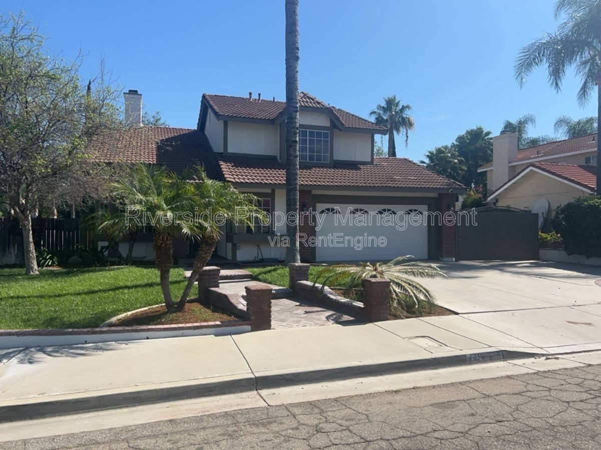 2861 Carma Ct - Photo 2 of 10