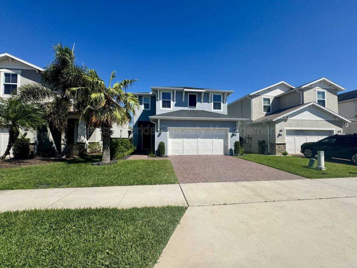 3615 Voyager Ln - Photo 2 of 10