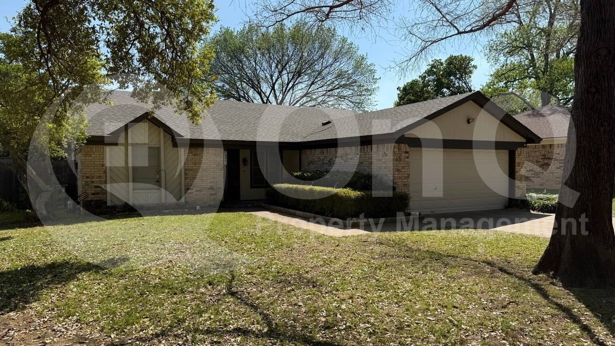 2961 Cripple Creek Trl - Photo 2 of 10