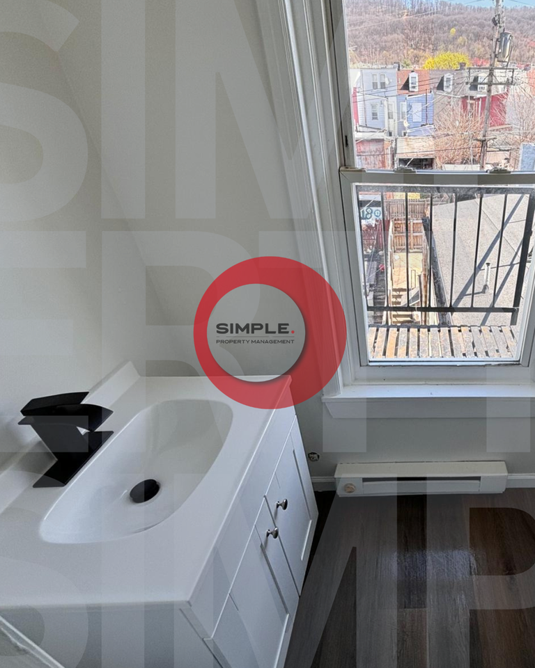 427 N 11th St - Photo 4 of 5