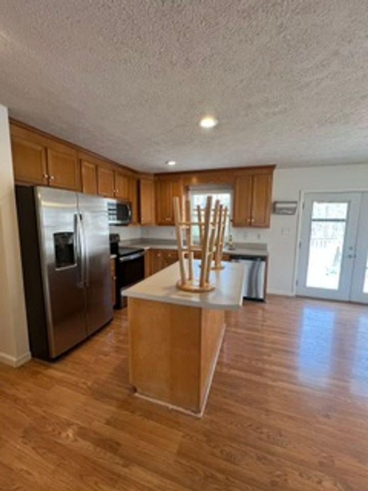 95 Amber Woods Dr - Photo 4 of 33