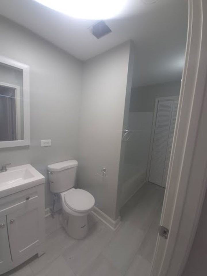 2815-17 W Harrison St - Photo 3 of 10