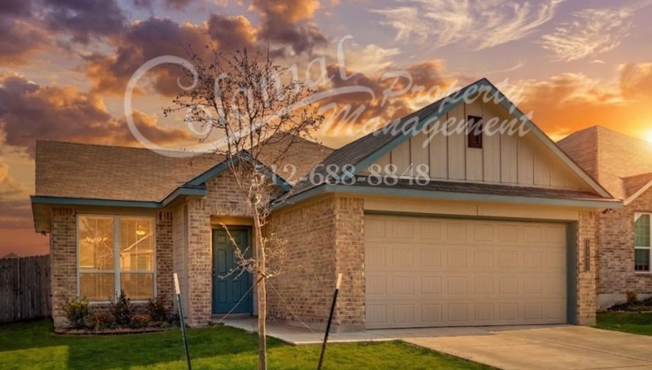 3031 Dade Loop