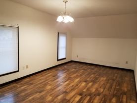 nre1633 - Photo 1 of 1