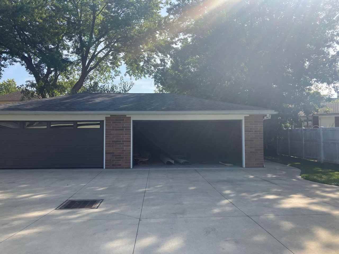 2406 Triplett Blvd - Photo 3 of 15