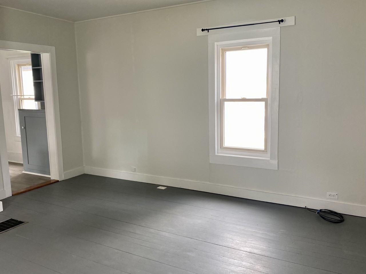 433 Kentucky Ave - Photo 2 of 6