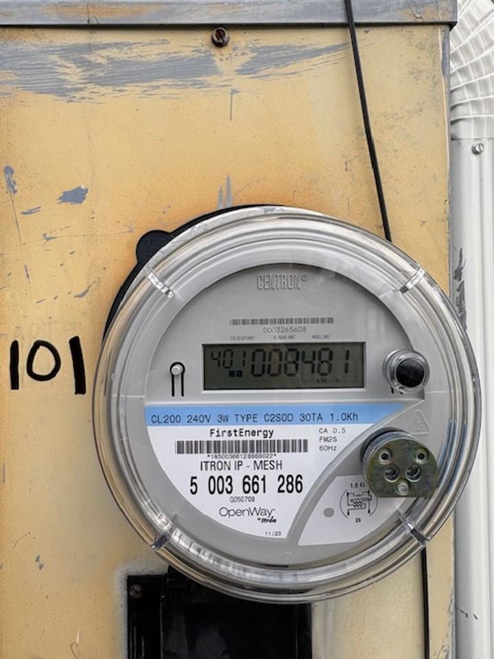 229 E 5th St #100 - Photo 2 of 18